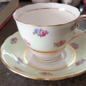 COPY - Tea cup w/saucer